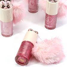 gloss labial com pom pom
